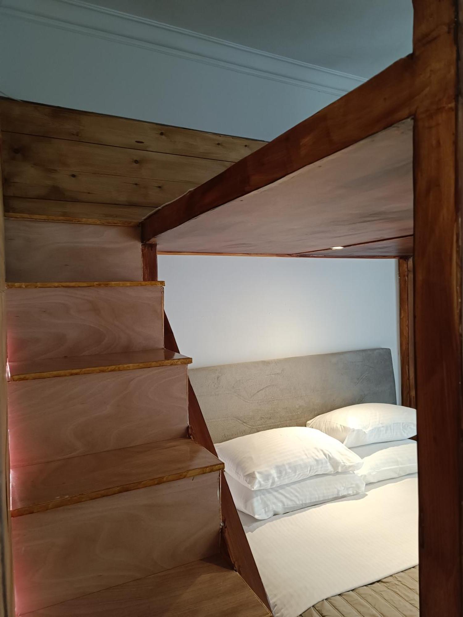 Ulysses Apartments Acropolis アテネ 部屋 写真